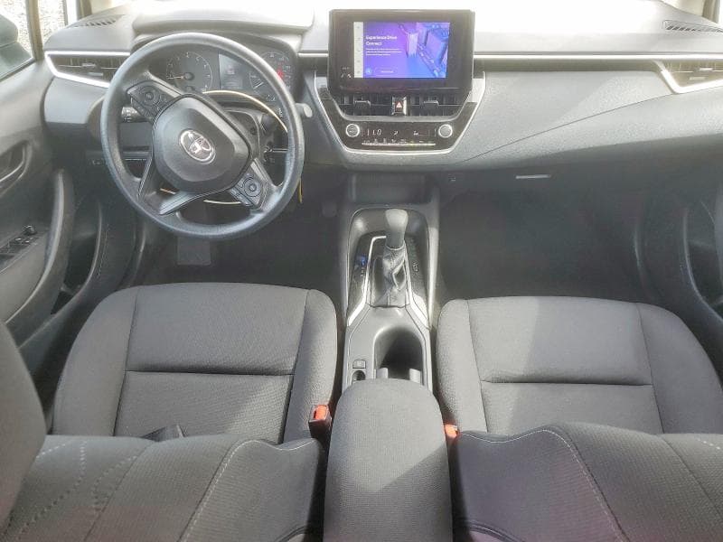 2025 TOYOTA COROLLA LE 8