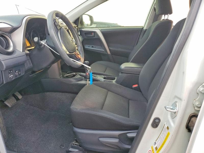 2018 TOYOTA RAV4 LE 7