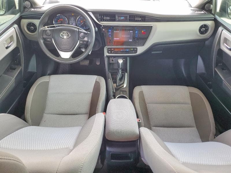 2019 TOYOTA COROLLA LE 8