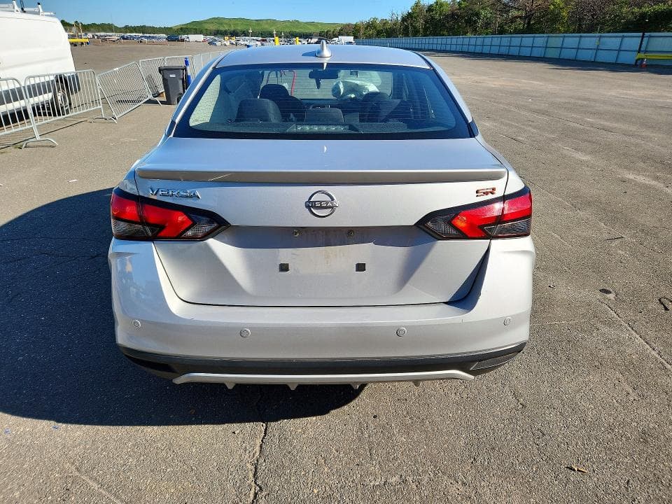 2024 NISSAN VERSA SR 6