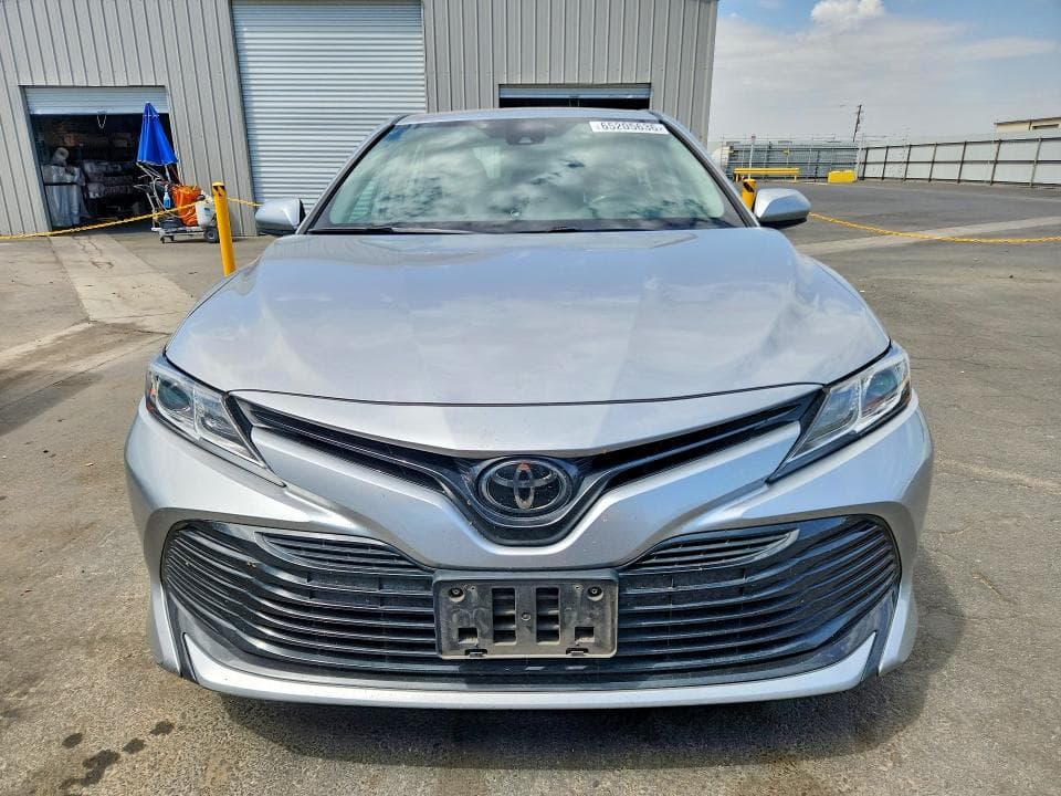 2020 TOYOTA CAMRY LE 5