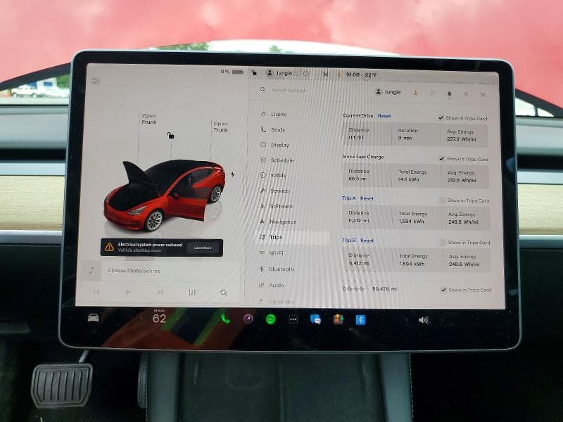 2022 TESLA MODEL 3 9