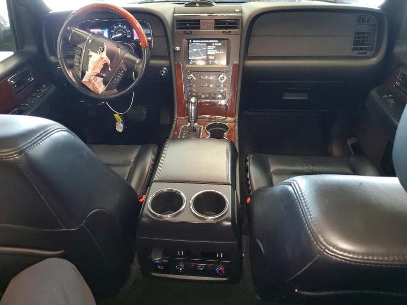 2017 LINCOLN NAVIGATOR SELECT 8