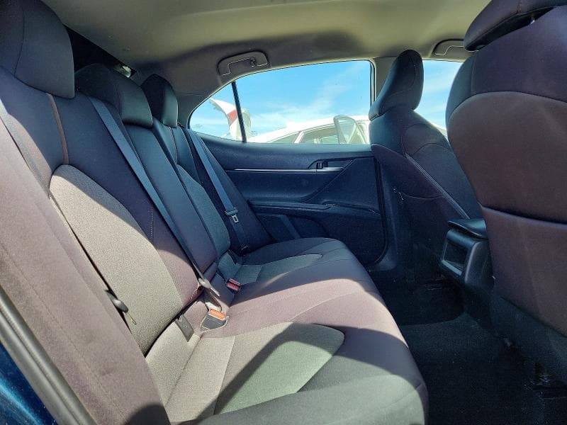 2018 TOYOTA CAMRY LE 10