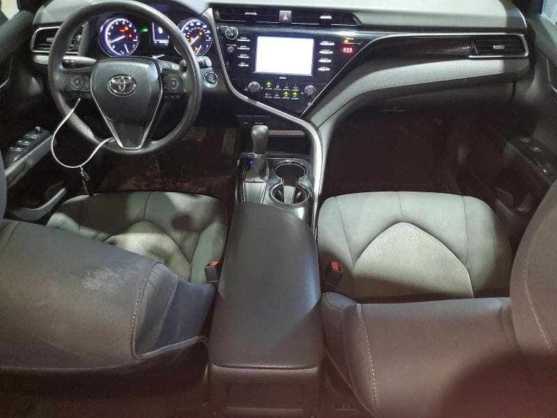 2020 TOYOTA CAMRY LE 8