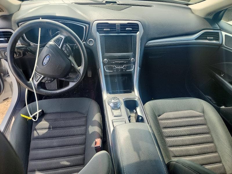 2017 FORD FUSION SE 8