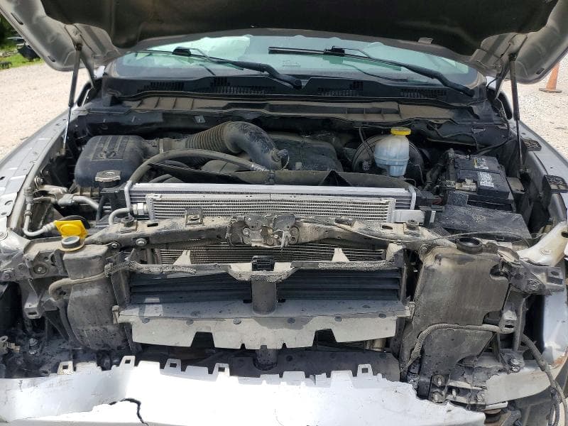 2019 RAM 1500 CLASSIC SLT 11