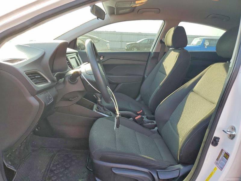 2019 HYUNDAI ACCENT SE 7