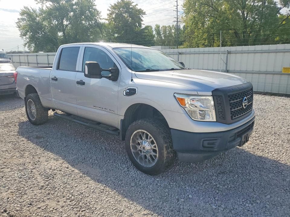 2017 NISSAN TITAN XD S 4
