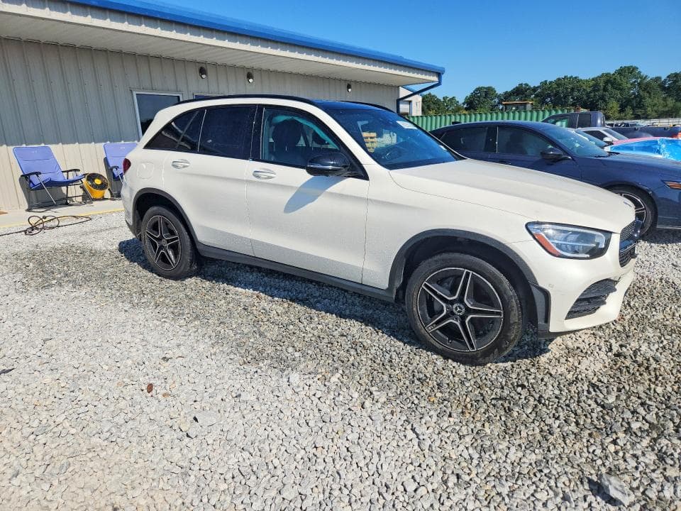 2021 MERCEDES-BENZ GLC 300 4MATIC 4