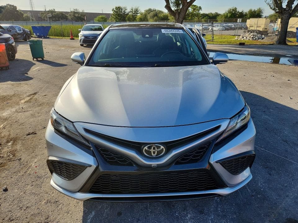 2021 TOYOTA CAMRY XSE 5
