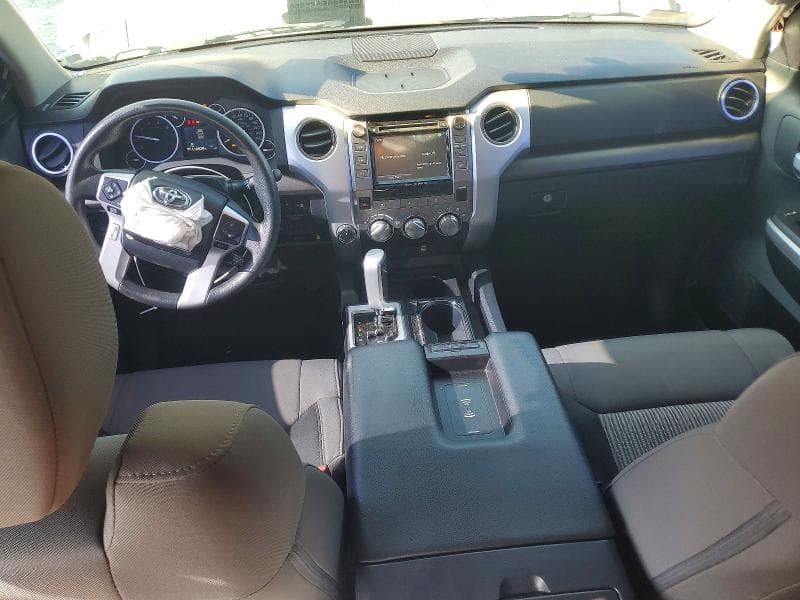 2017 TOYOTA TUNDRA SR5 8