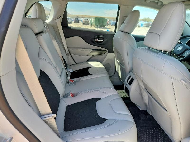 2020 JEEP CHEROKEE LATITUDE PLUS 11