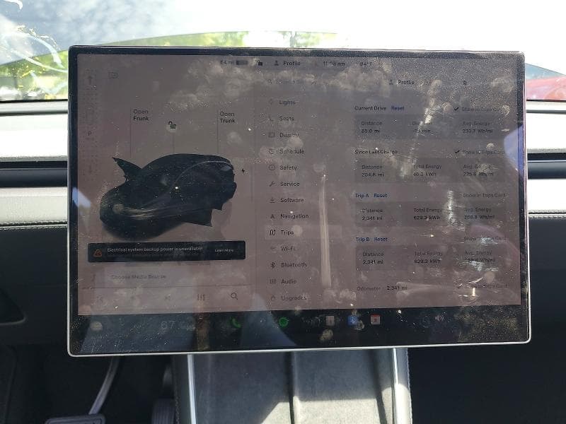 2026 TESLA MODEL Y 9