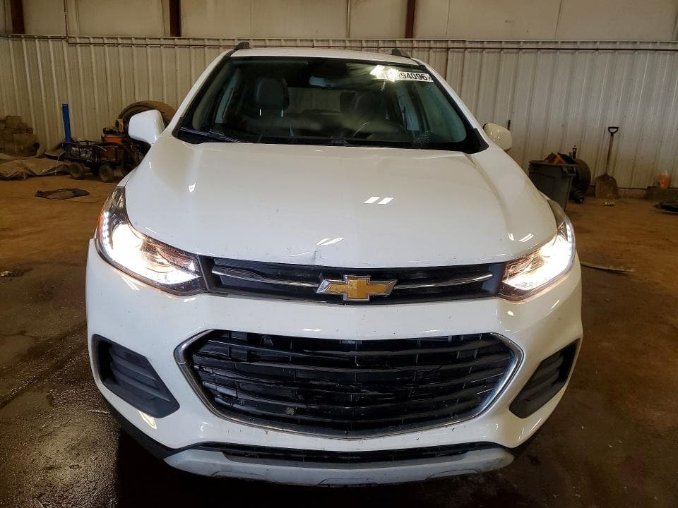 2020 CHEVROLET TRAX 1LT 5