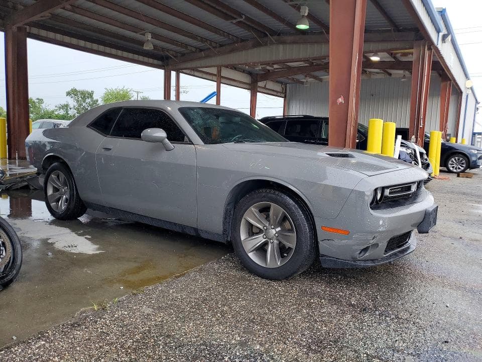 2019 DODGE CHALLENGER SXT 4