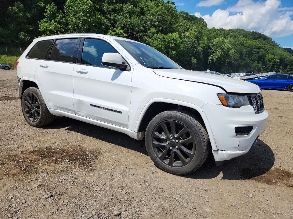 2019 JEEP GRAND CHEROKEE LAREDO 4
