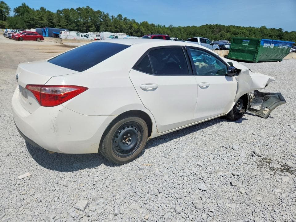 2017 TOYOTA COROLLA LE 3