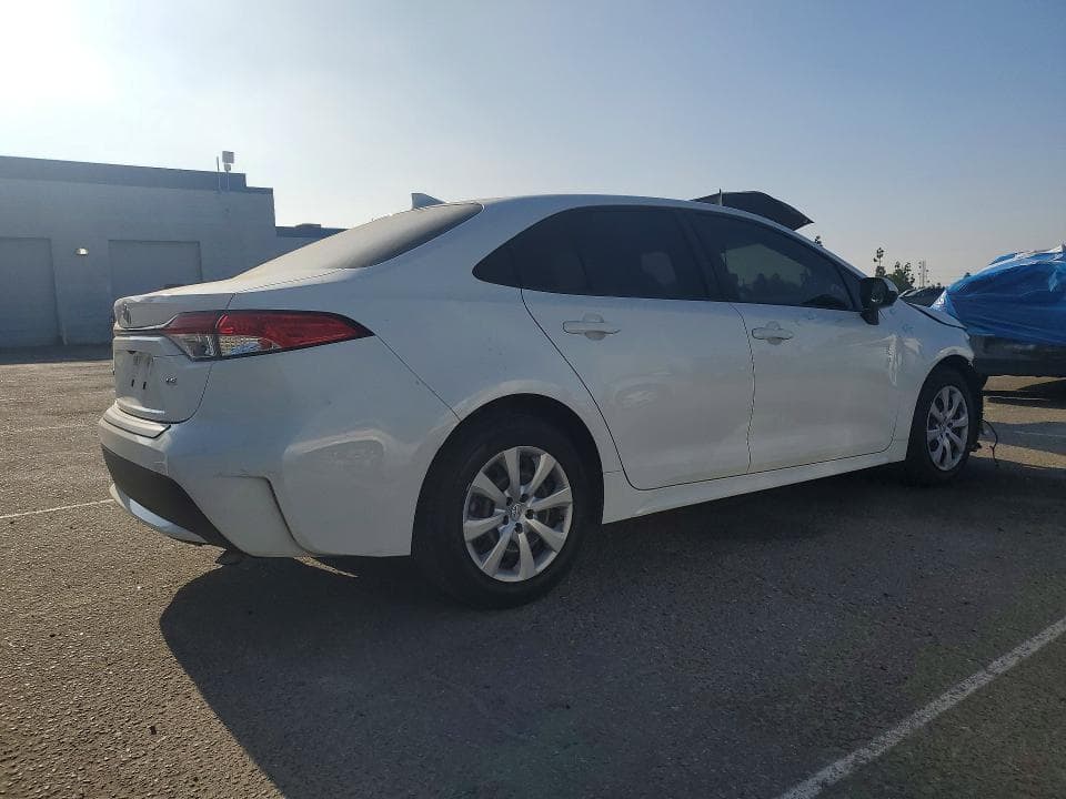 2020 TOYOTA COROLLA LE 3