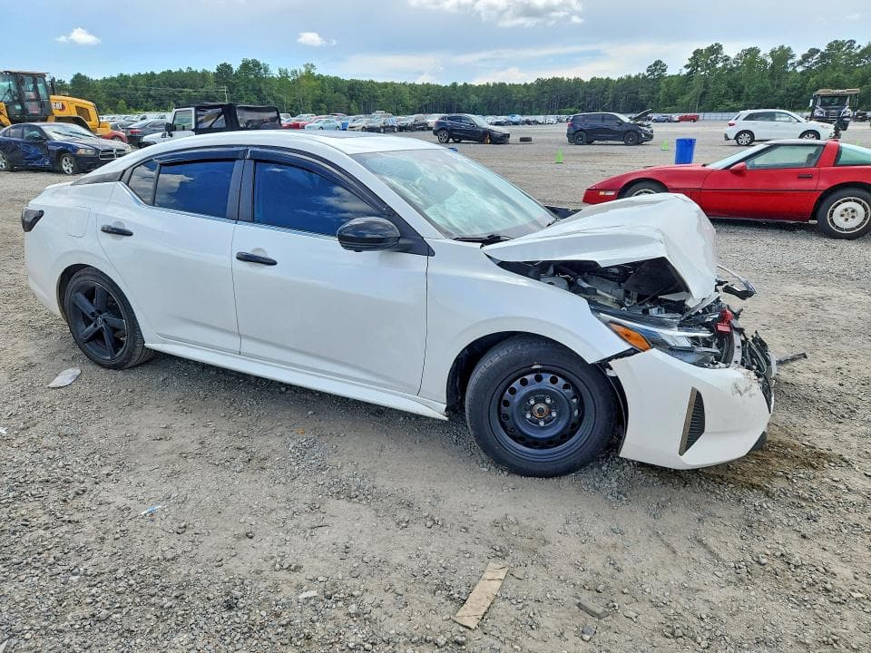 2024 NISSAN SENTRA SR 4