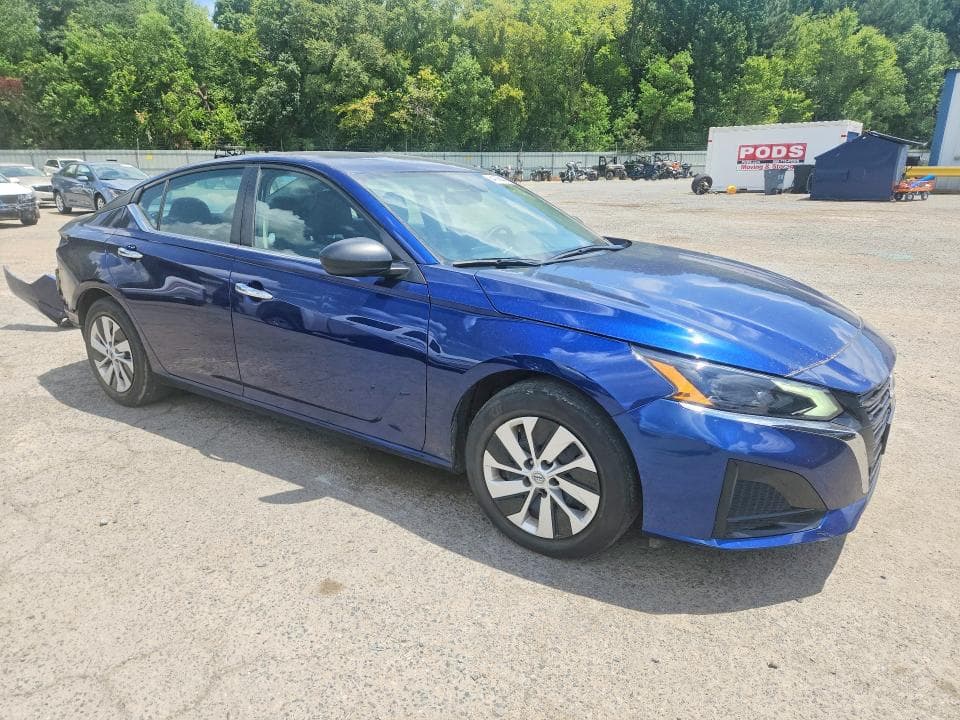 2024 NISSAN ALTIMA S 4