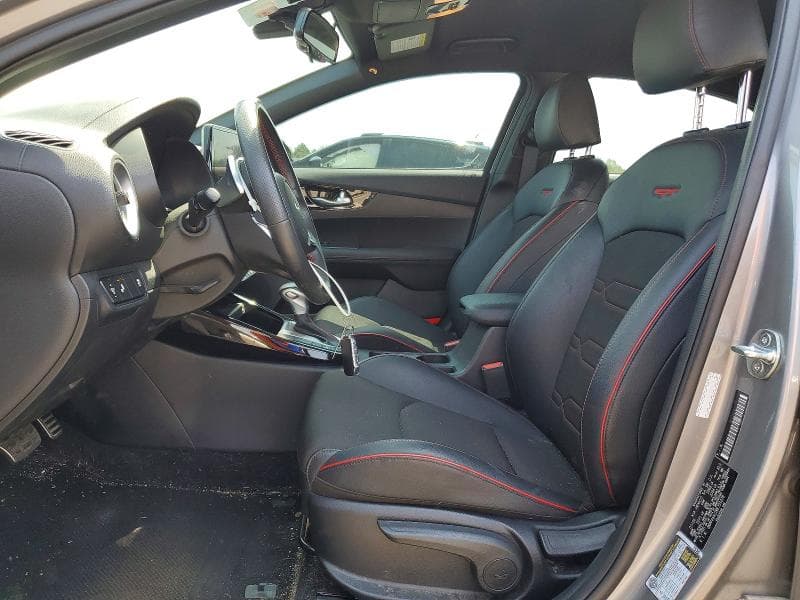 2024 KIA FORTE GT 7