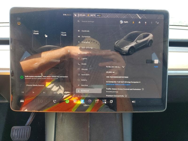 2024 TESLA MODEL Y 9
