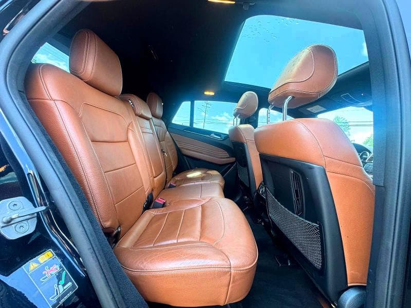 2019 MERCEDES-BENZ E 300 4MATIC 6