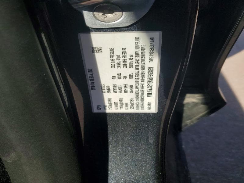 2025 TESLA MODEL 3 12