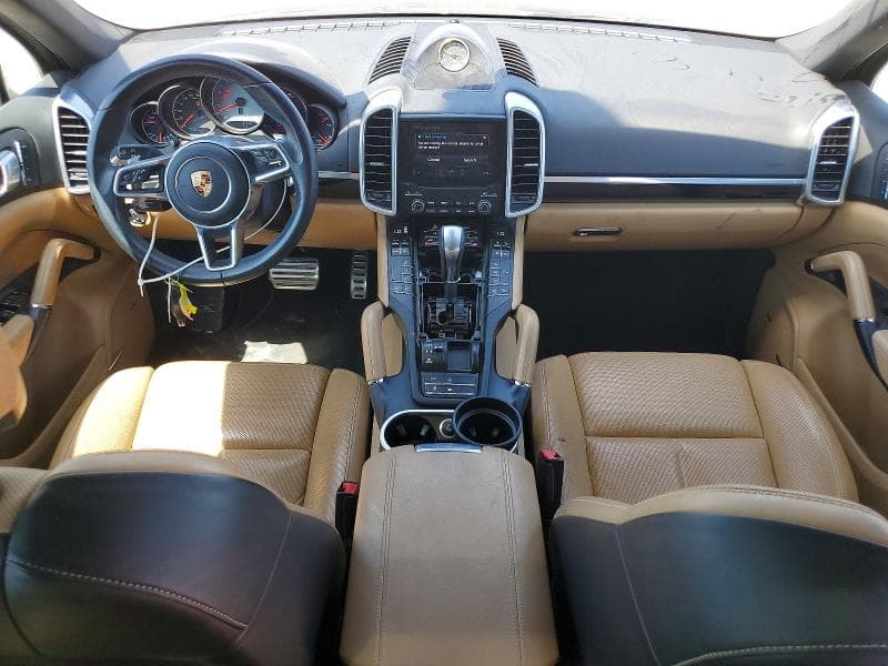 2017 PORSCHE CAYENNE S 8