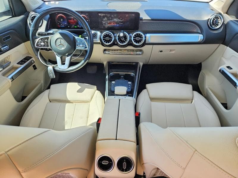 2023 MERCEDES-BENZ EQB 300 4MATIC 8