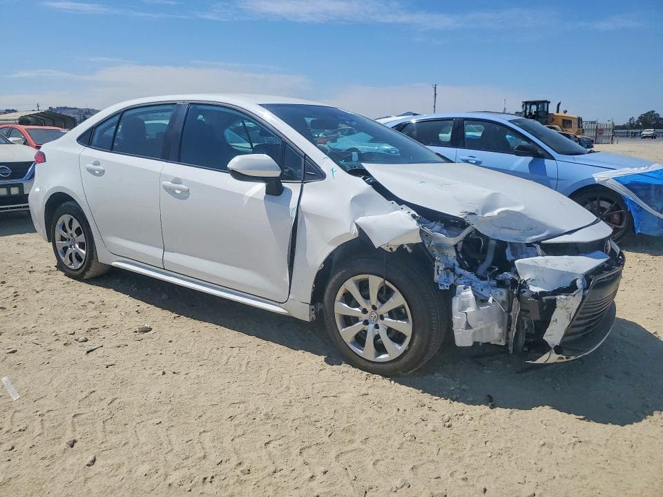 2025 TOYOTA COROLLA LE 4
