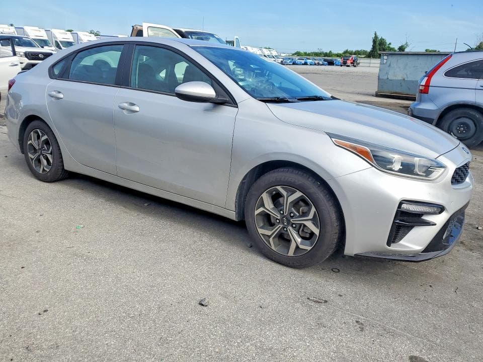 2021 KIA FORTE LXS 4