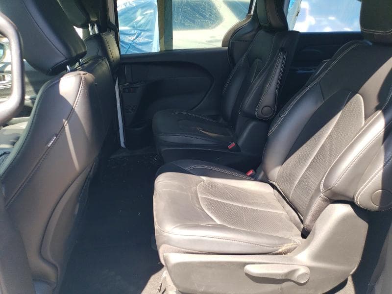 2024 CHRYSLER PACIFICA HYBRID SELECT 11