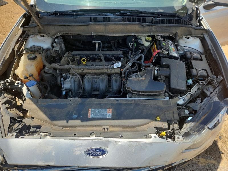 2017 FORD FUSION SE 11