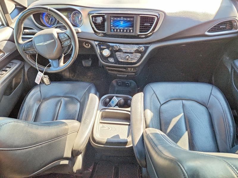 2018 CHRYSLER PACIFICA TOURING L 8