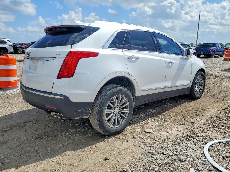 2019 CADILLAC XT5 LUXURY 3