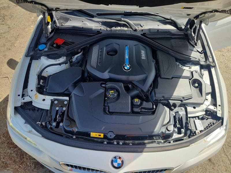 2018 BMW 330E 11