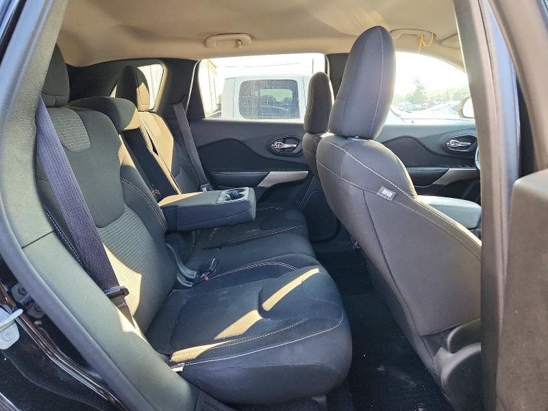 2017 JEEP CHEROKEE LATITUDE 10