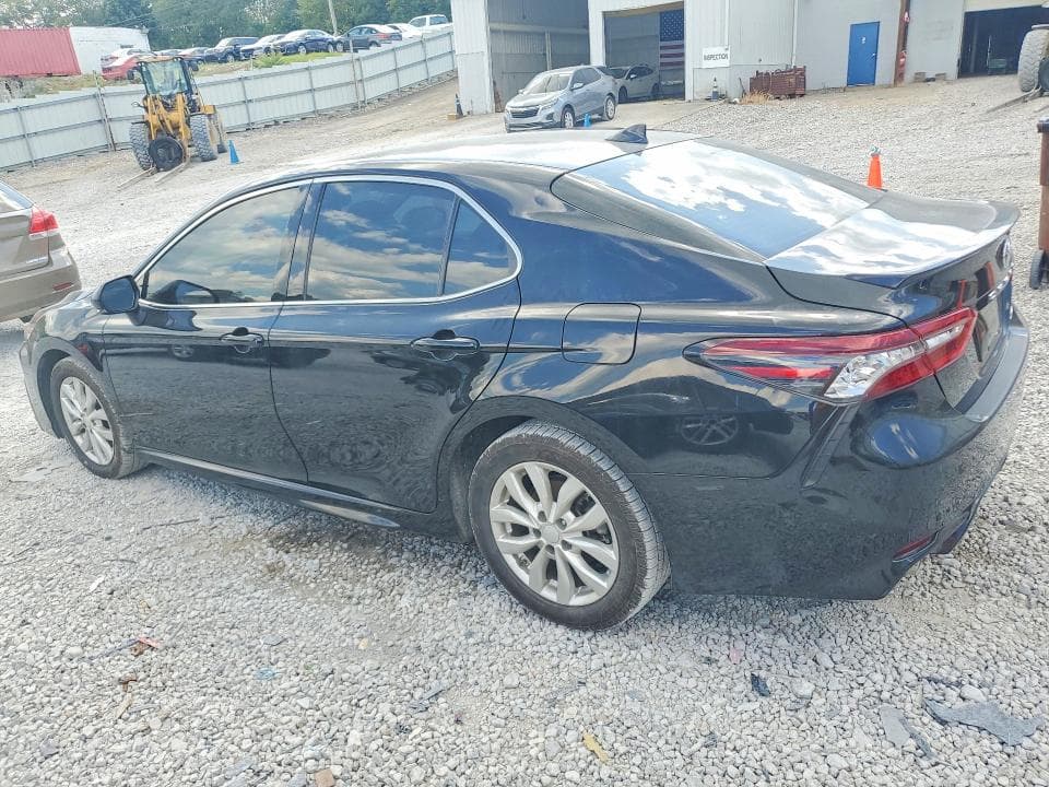 2022 TOYOTA CAMRY XSE 2