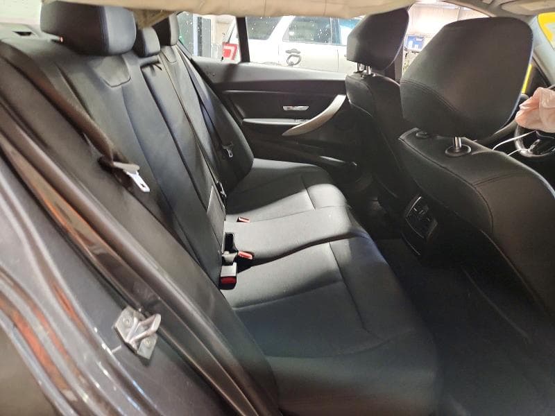 2018 BMW 320 I 10