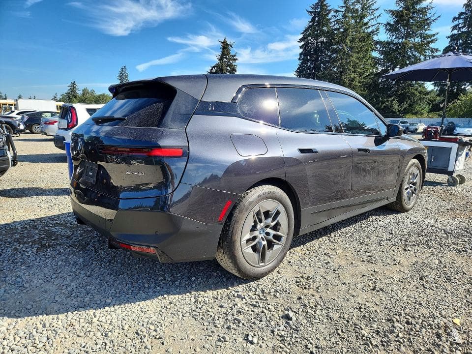 2022 BMW IX XDRIVE50 3