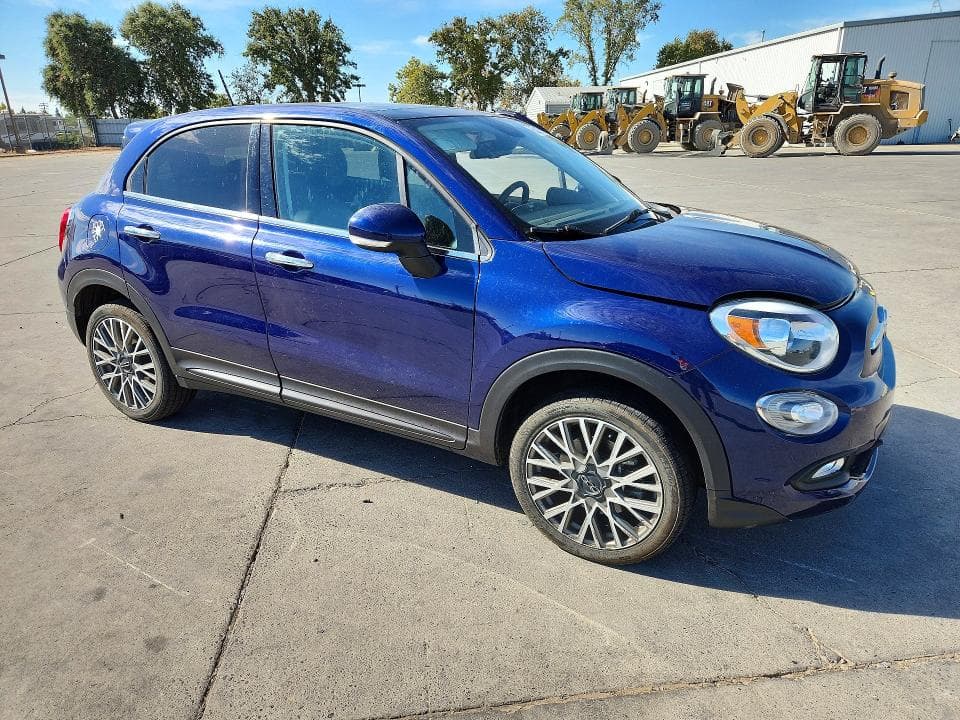 2017 FIAT 500X LOUNGE 4
