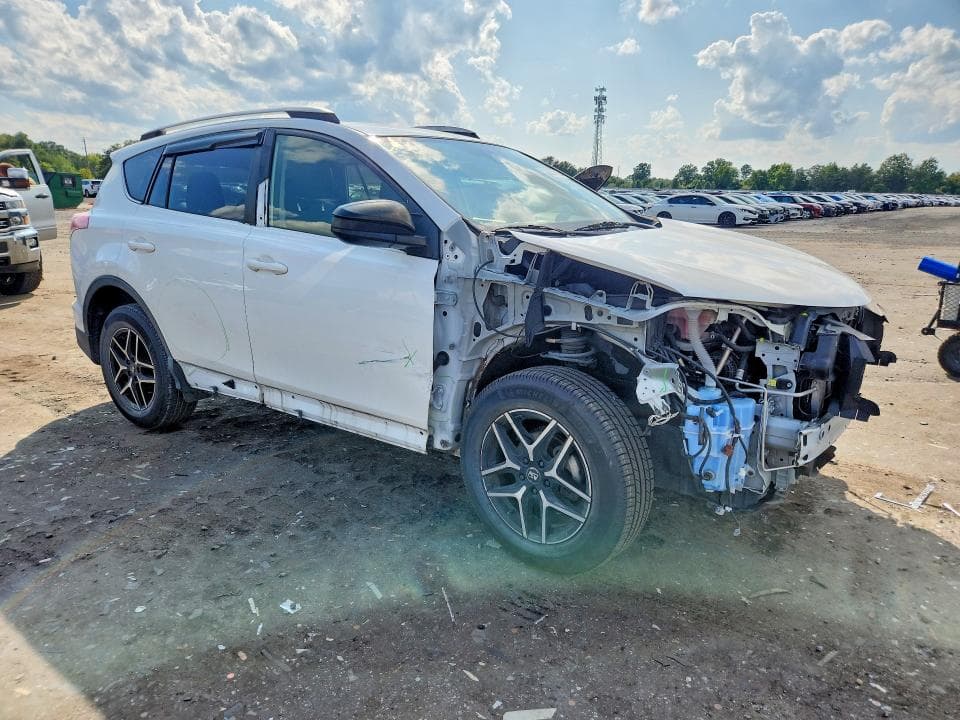 2018 TOYOTA RAV4 LE 4