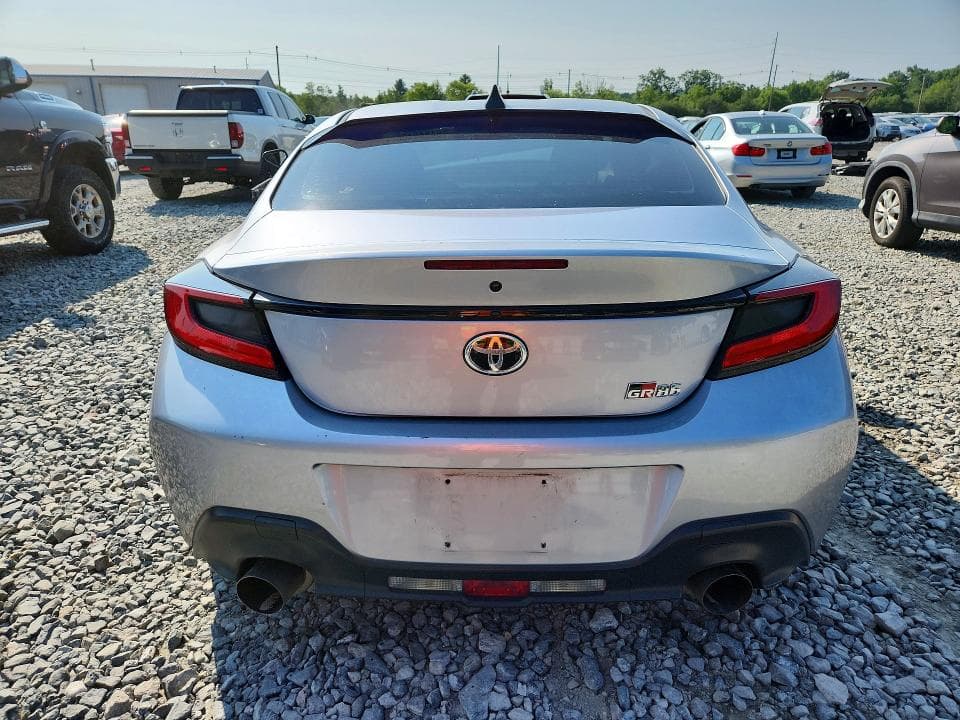 2023 TOYOTA GR86 BASE 6