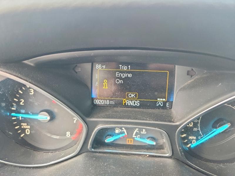 2017 FORD ESCAPE SE 9