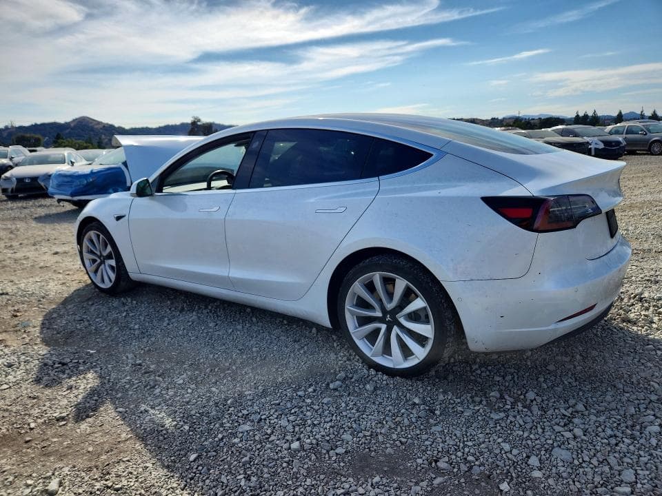2020 TESLA MODEL 3 2