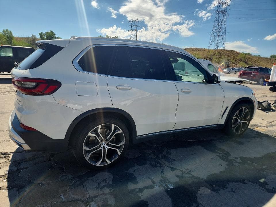 2021 BMW X5 XDRIVE45E 3