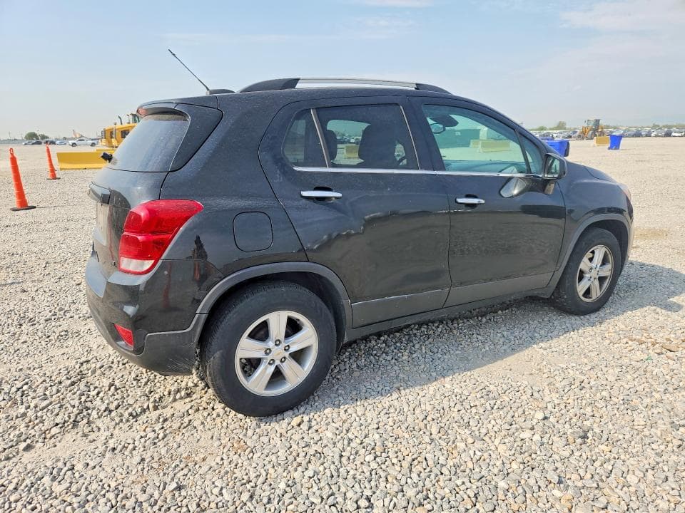2019 CHEVROLET TRAX 1LT 3