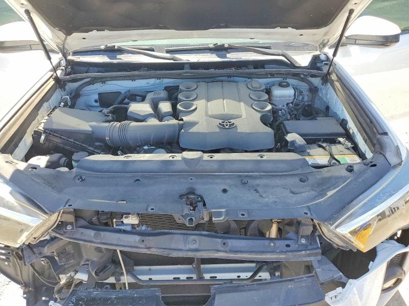 2017 TOYOTA 4RUNNER SR5 12